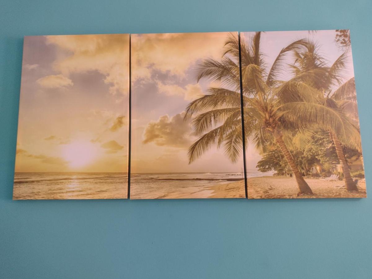 Belo Apartamento Com Vistas Para O Mar - Pe Na Areia - Churrasqueira Na Varanda Praia Grande  Exterior photo